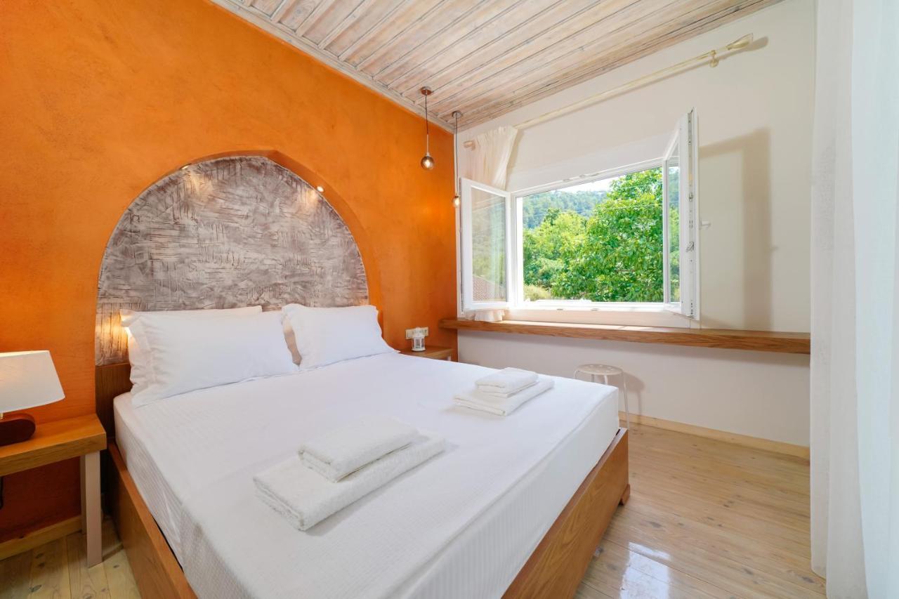 Gjoni Apartment